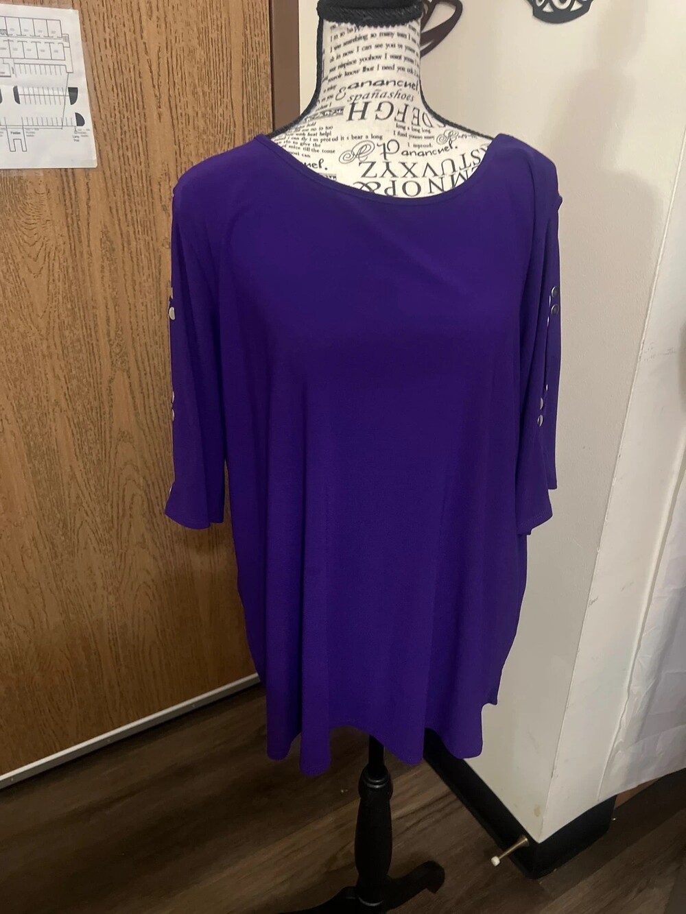 It’s a blouse split in the arm this snaps